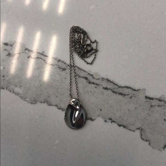 Tiffany & Co unique, classy pendant - Picture 1 of 1